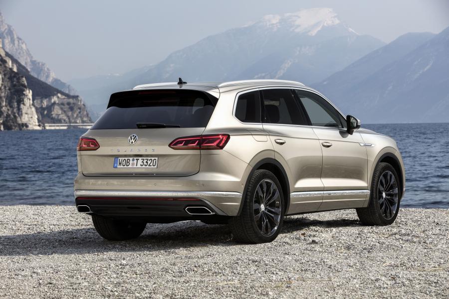  Volkswagen Touareg V6 TDI Atmosphere 2018 года  (WW) (фото 13 из 15)